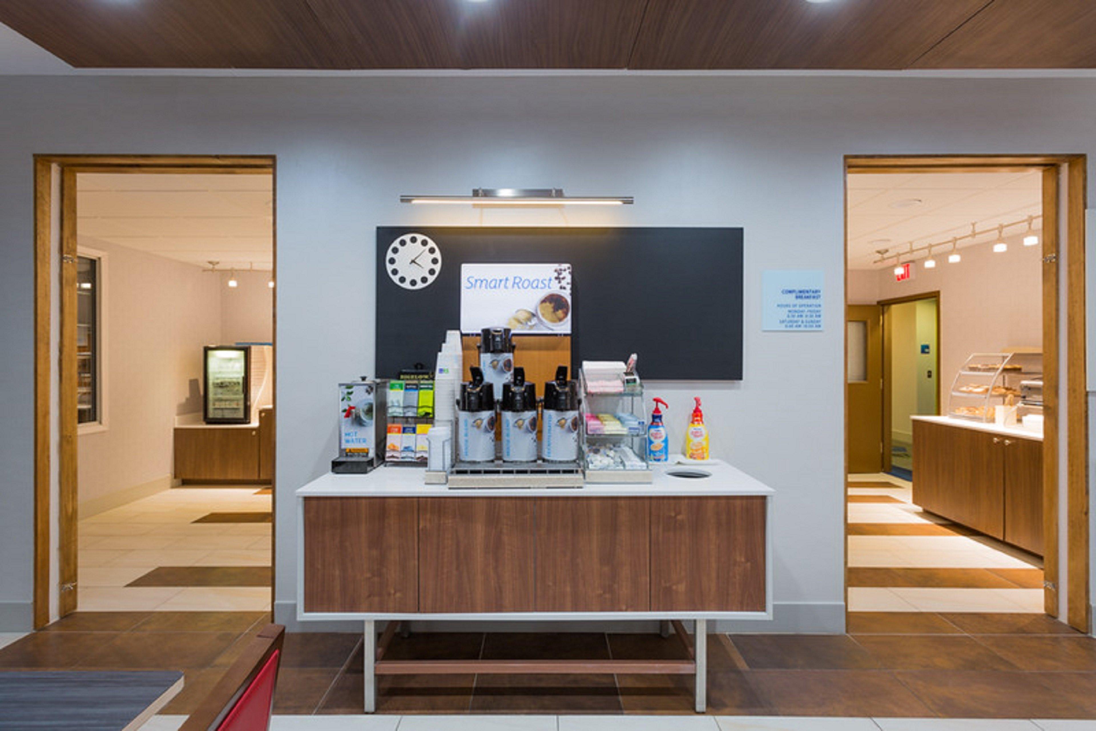 Express & By Ihg Hotel 2*